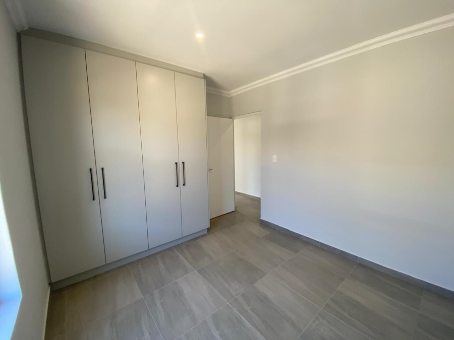 1 Bedroom Property for Sale in Table View Western Cape